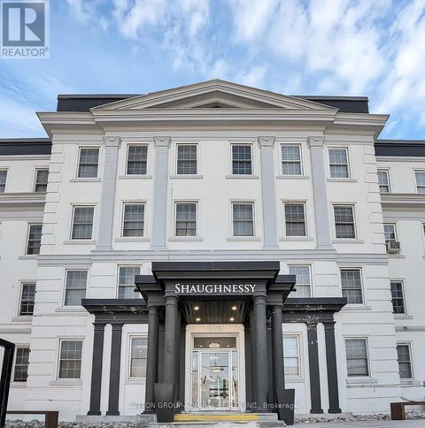 301 - 697 EGLINTON AVENUE W Toronto (Forest Hill South) ON M5N1C6