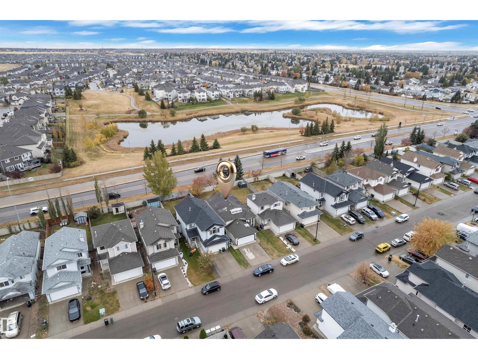 3307 24 AV NW NW