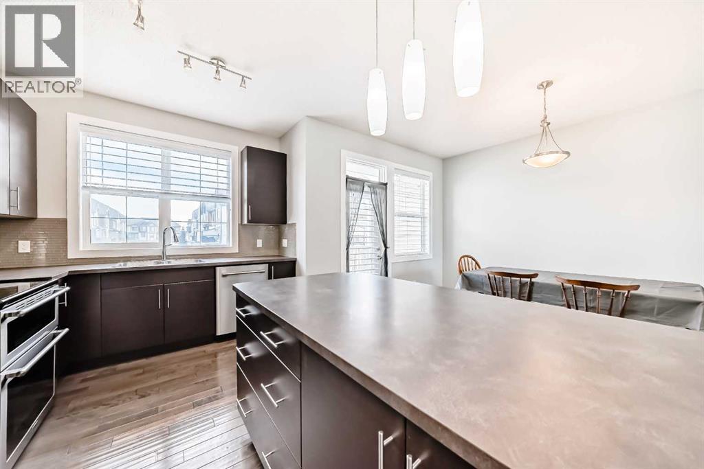 112, 130 New Brighton Way SE