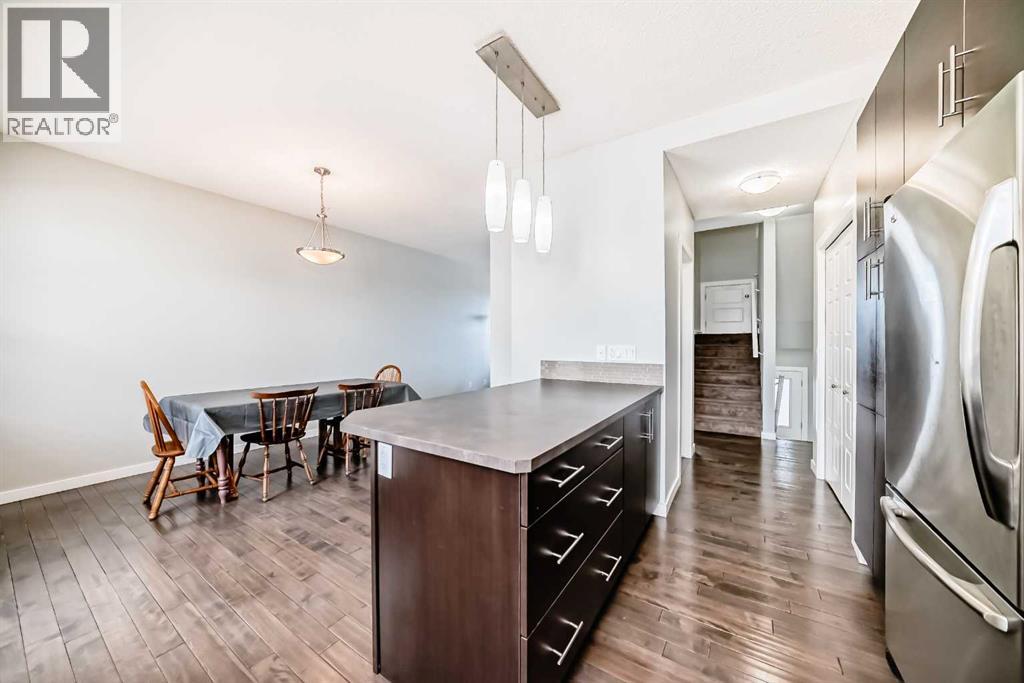 112, 130 New Brighton Way SE