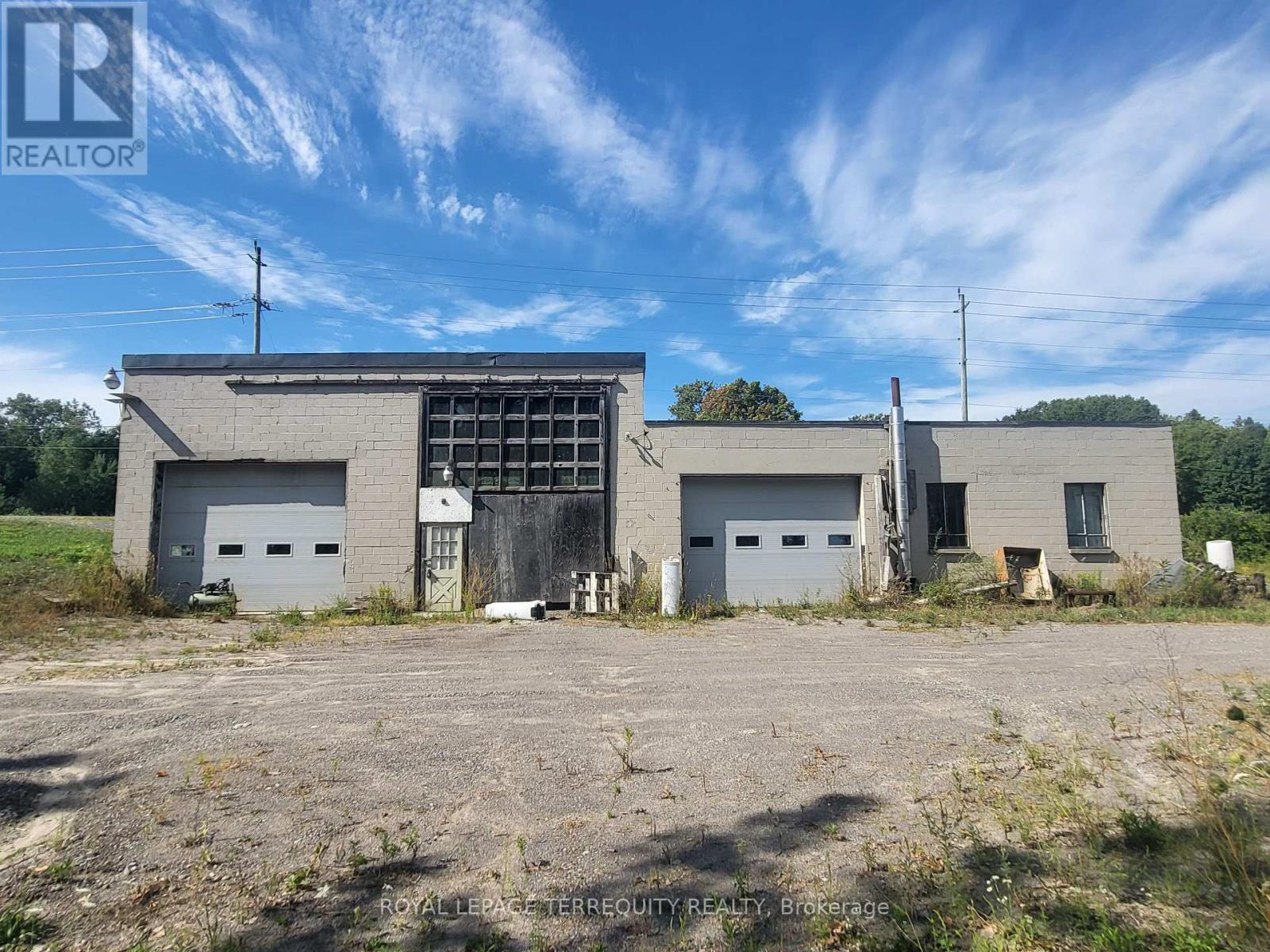 COMM - 14407 COUNTY ROAD 2