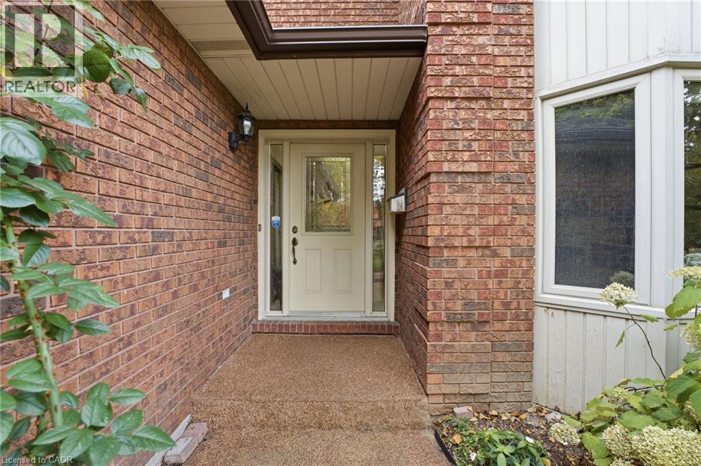 668 TOMAHAWK Crescent