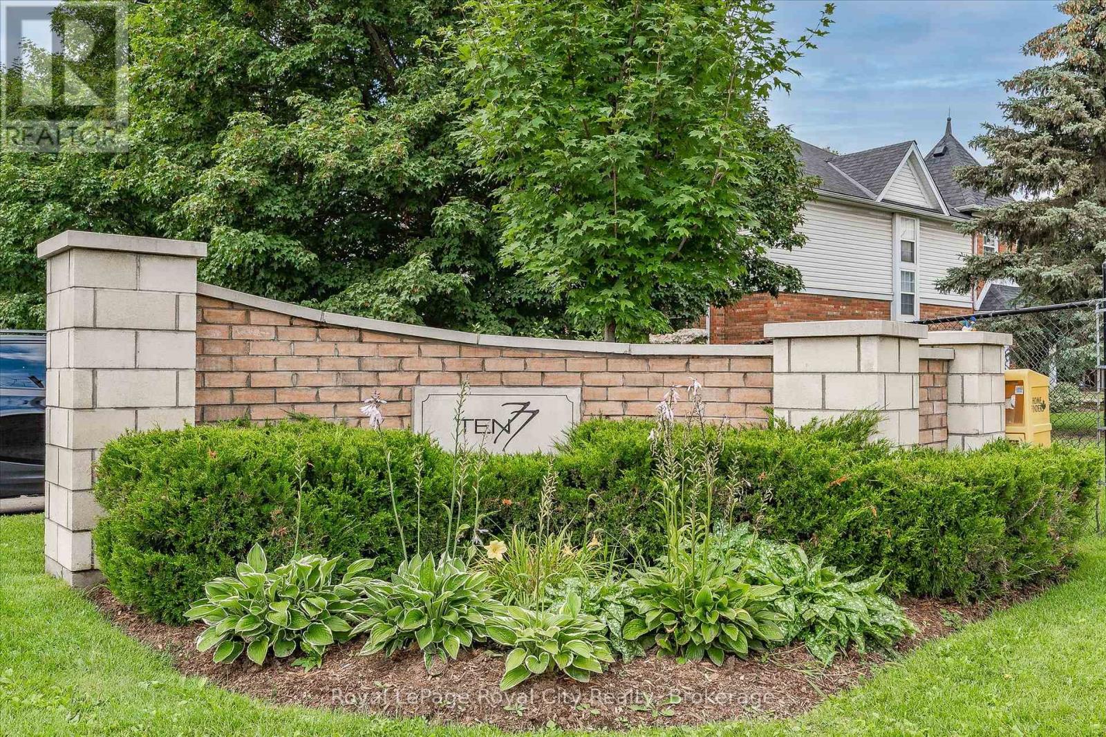 429 - 1077 GORDON STREET