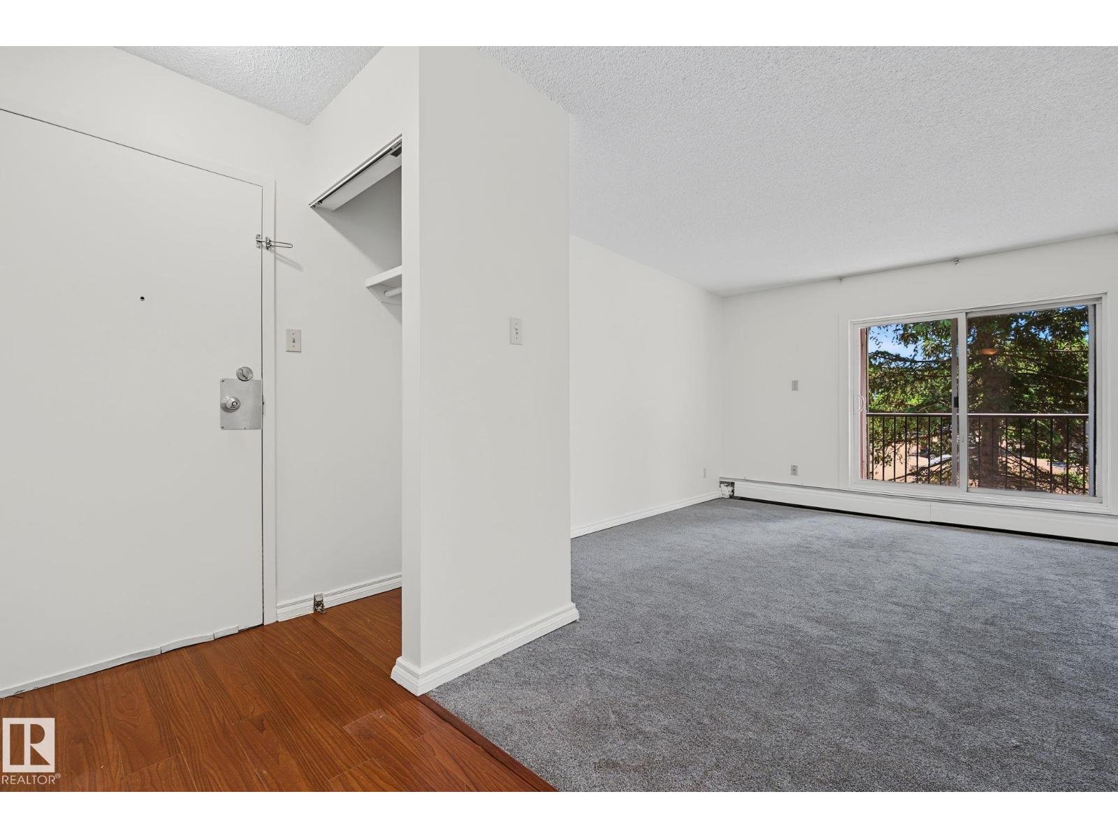 #6E 11608 28 AV NW NW