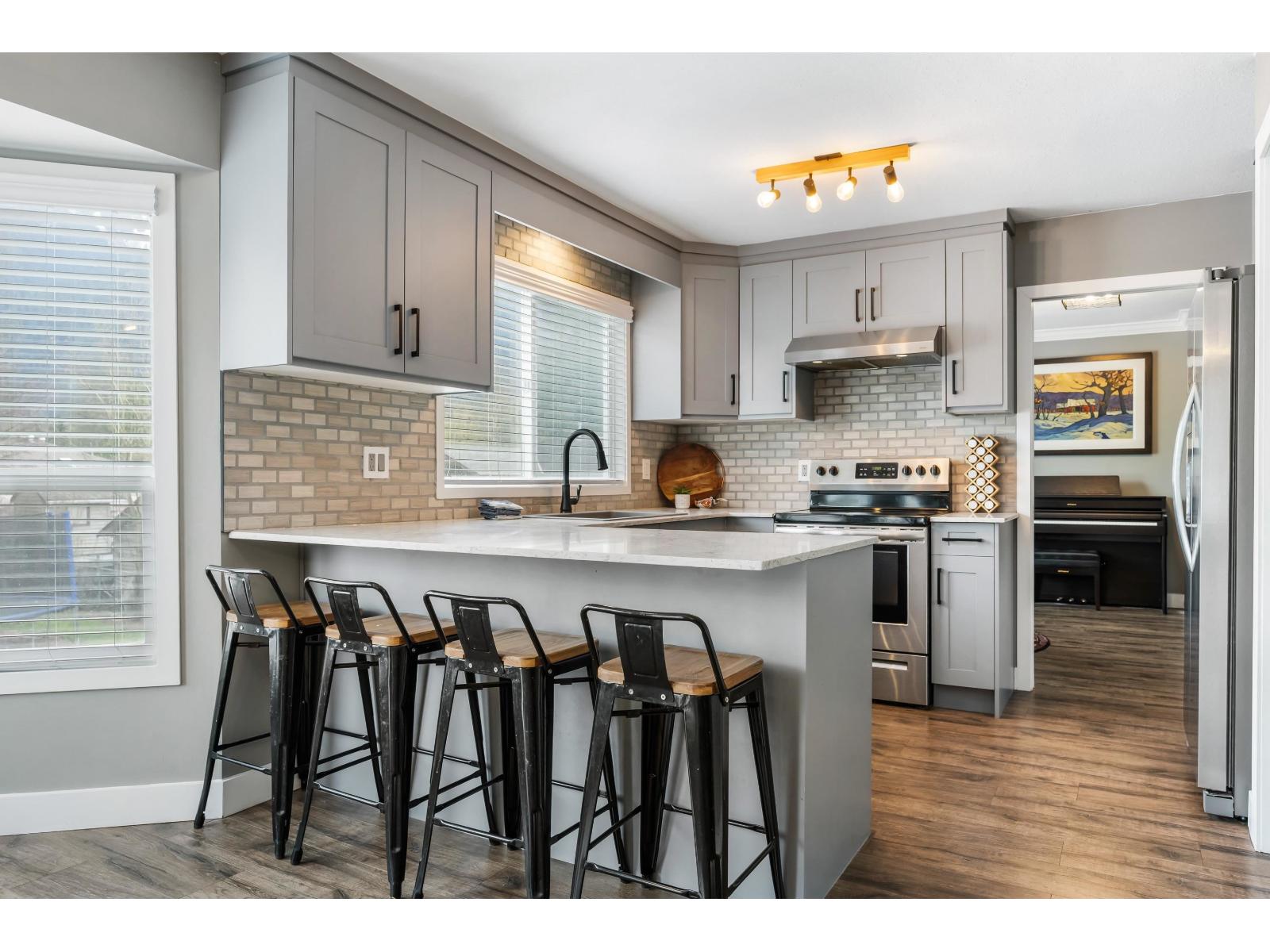 10254 PARKWOOD DRIVE|Rosedale