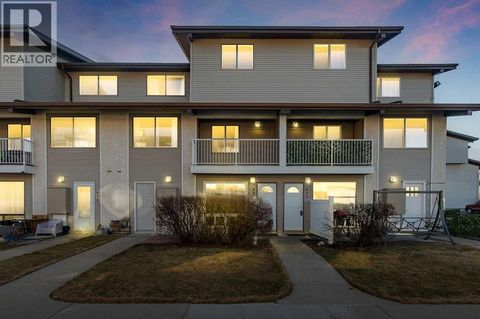 423, 200 Brookpark Drive SW Calgary AB T2W3E5