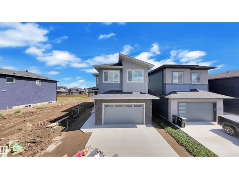 49 CERBAT CR Sherwood Park AB T8H2Z5