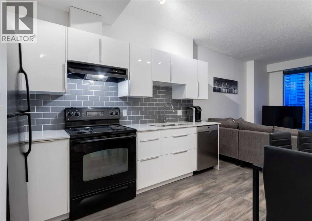 814, 1053 10 Street SW