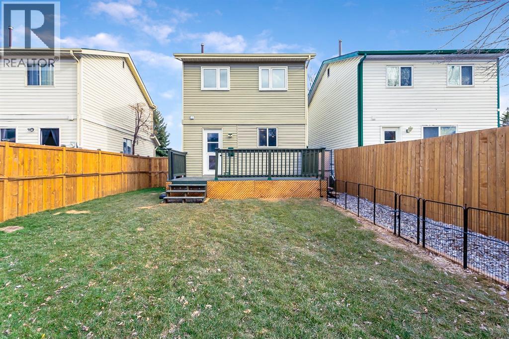 92 Riverbrook Place SE