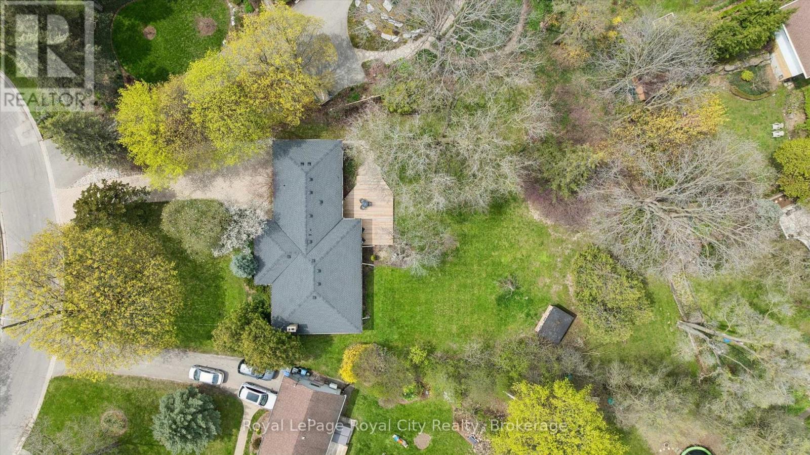 29 LYNWOOD PLACE