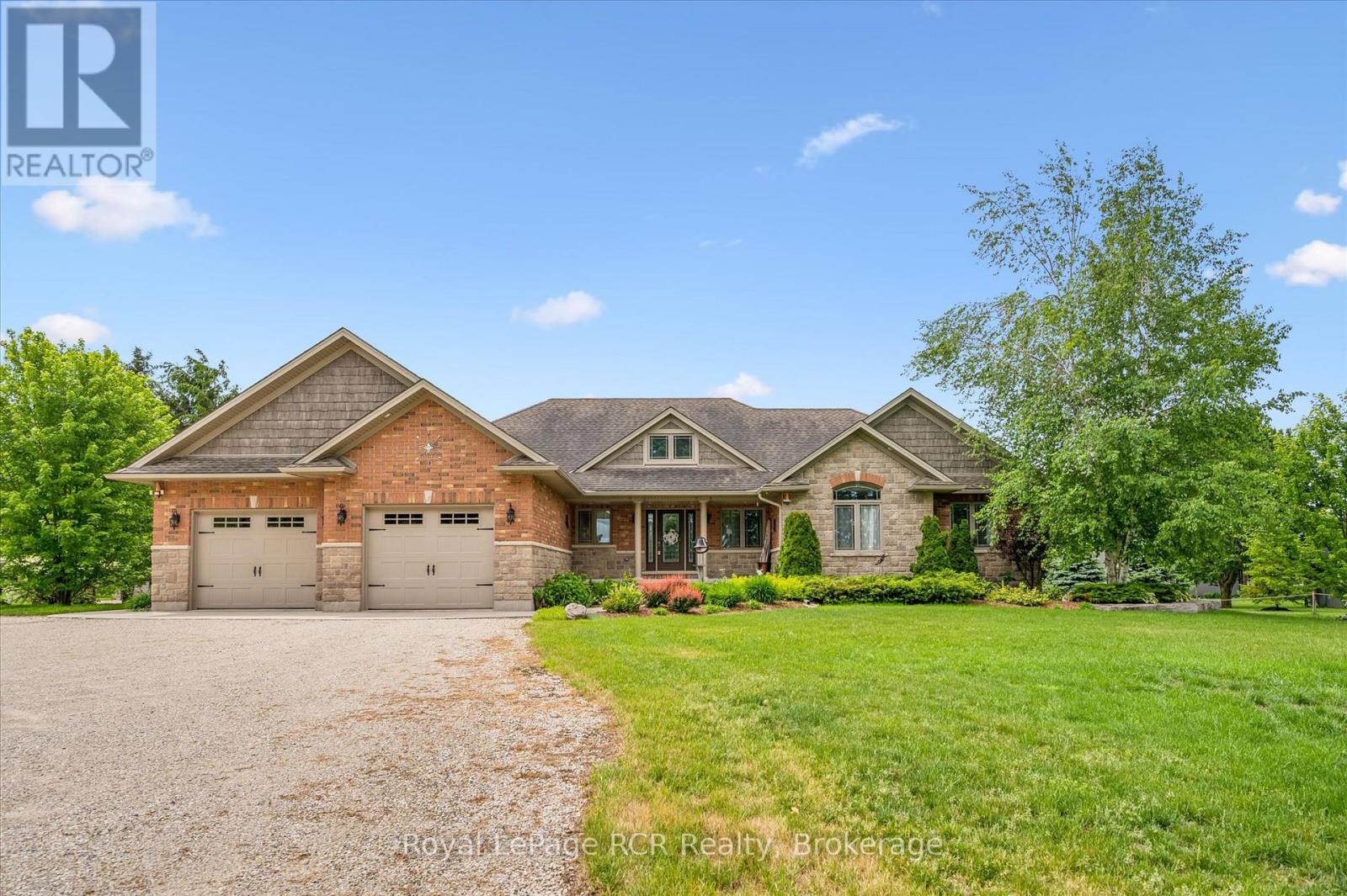104 HARRIS CRESCENT