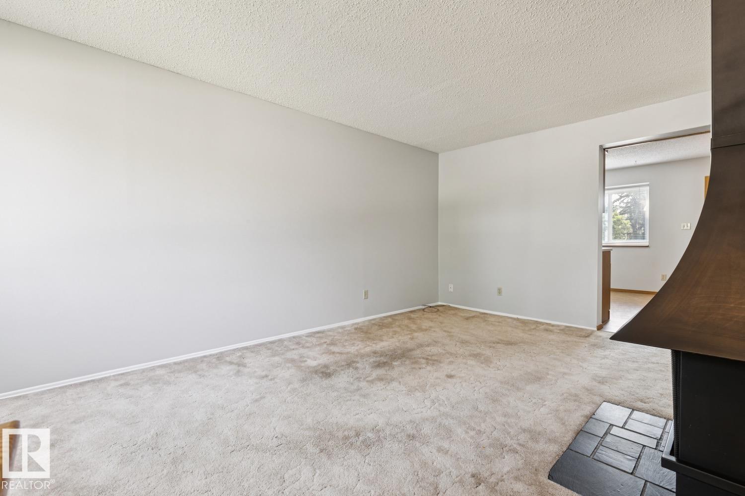 198 TUDOR LN NW