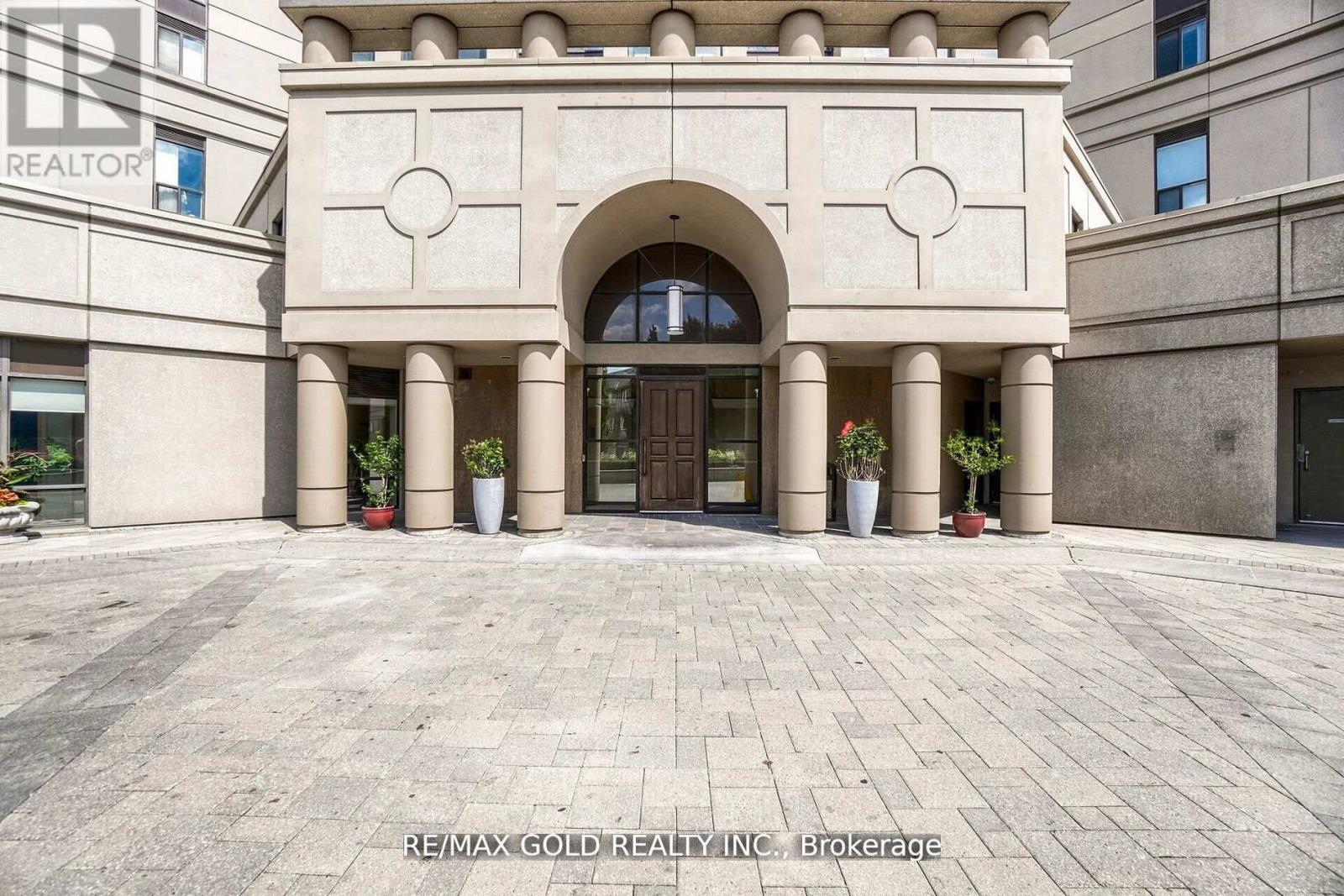 1703 - 220 FORUM DRIVE