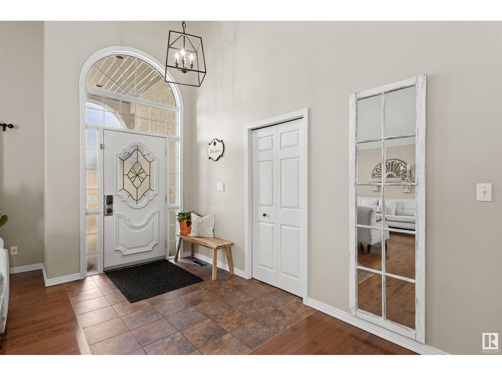 11235 10A AV NW