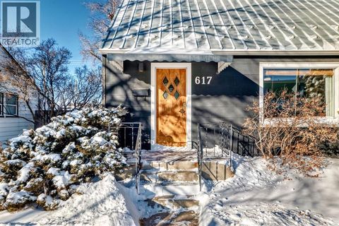 617 19 Street NW Calgary AB T2N2J5