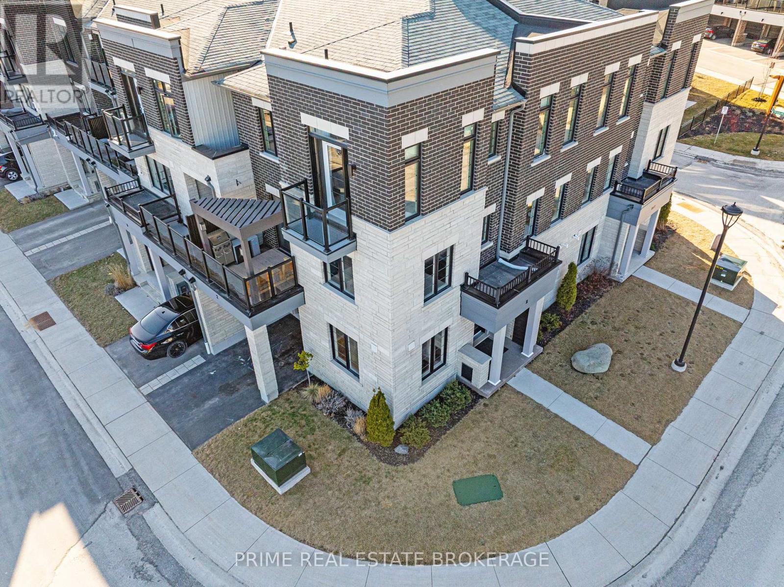 2 KING WILLIAM WAY