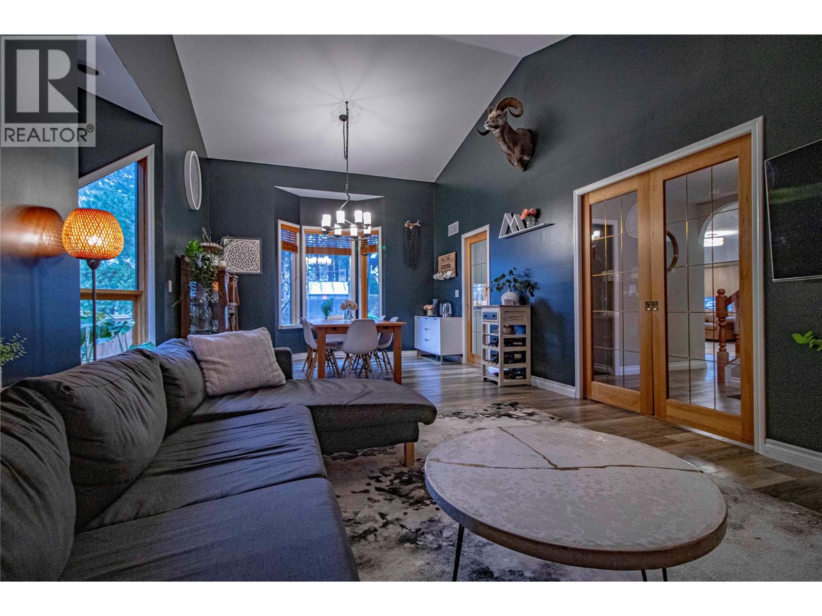 2611 Evergreen Drive