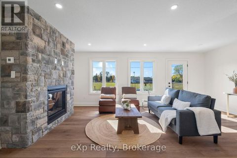 544 NEWFOUNDLAND STREET Wellington North (Mount Forest) ON N0G2L2