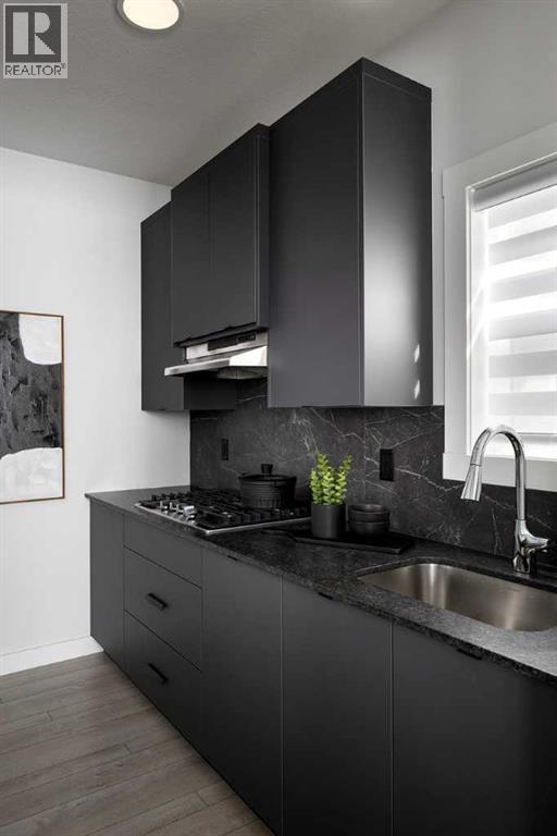 259 Corner Glen Gardens NE