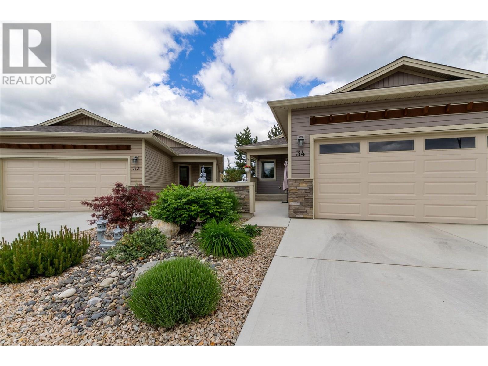 2100 55 Avenue Unit# 34 Lot# 34