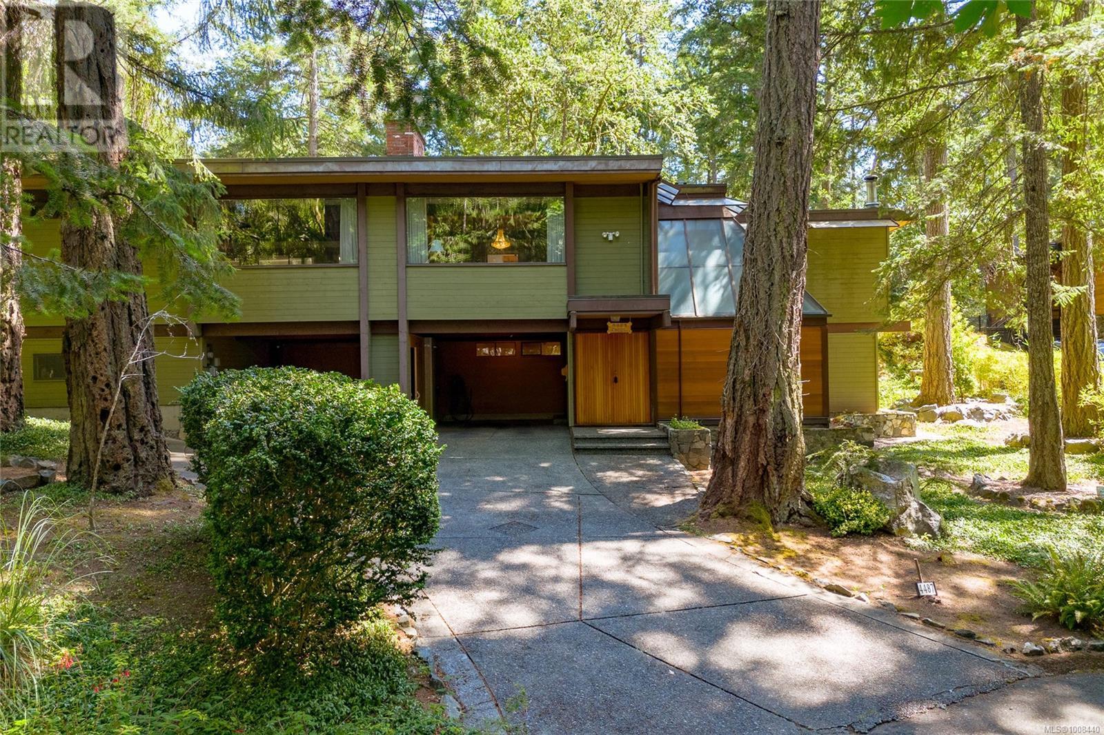 4487 Shadywood Pl