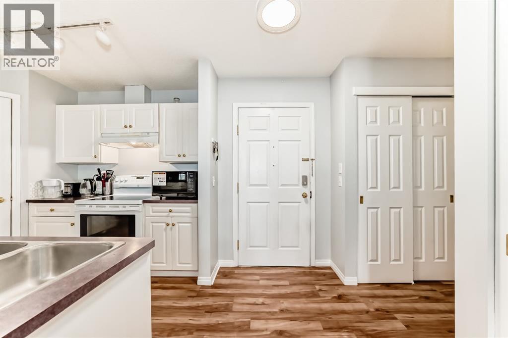 415, 290 Shawville Way SE