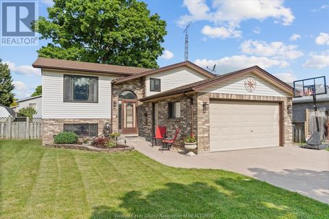 97 ILLINOIS STREET Amherstburg ON N9V3Y3