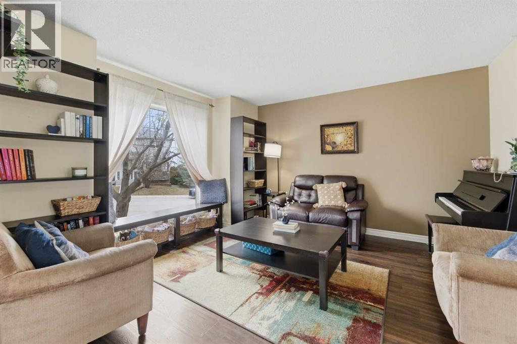 121 Arbour Stone Place NW