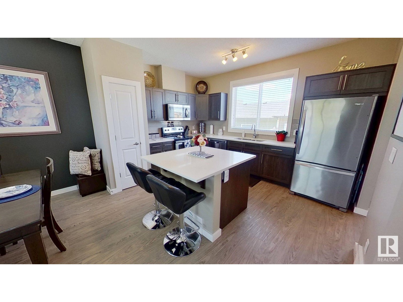6154 ROSENTHAL WY NW