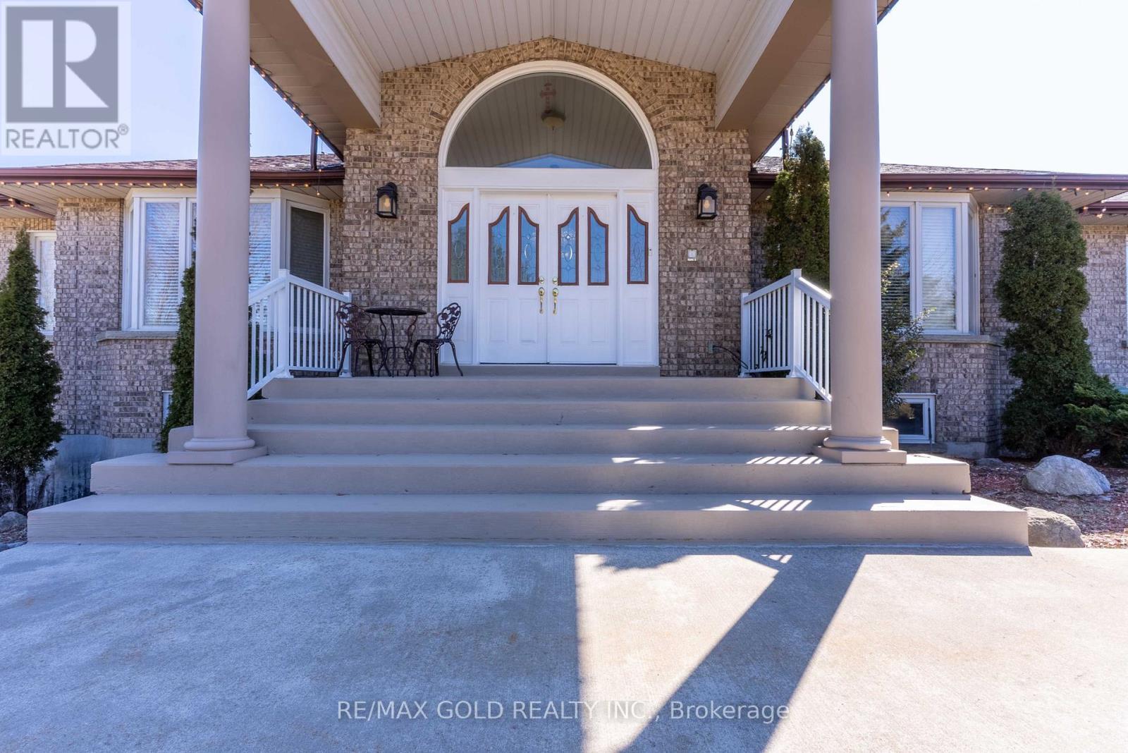 45 HUMBER TRAIL