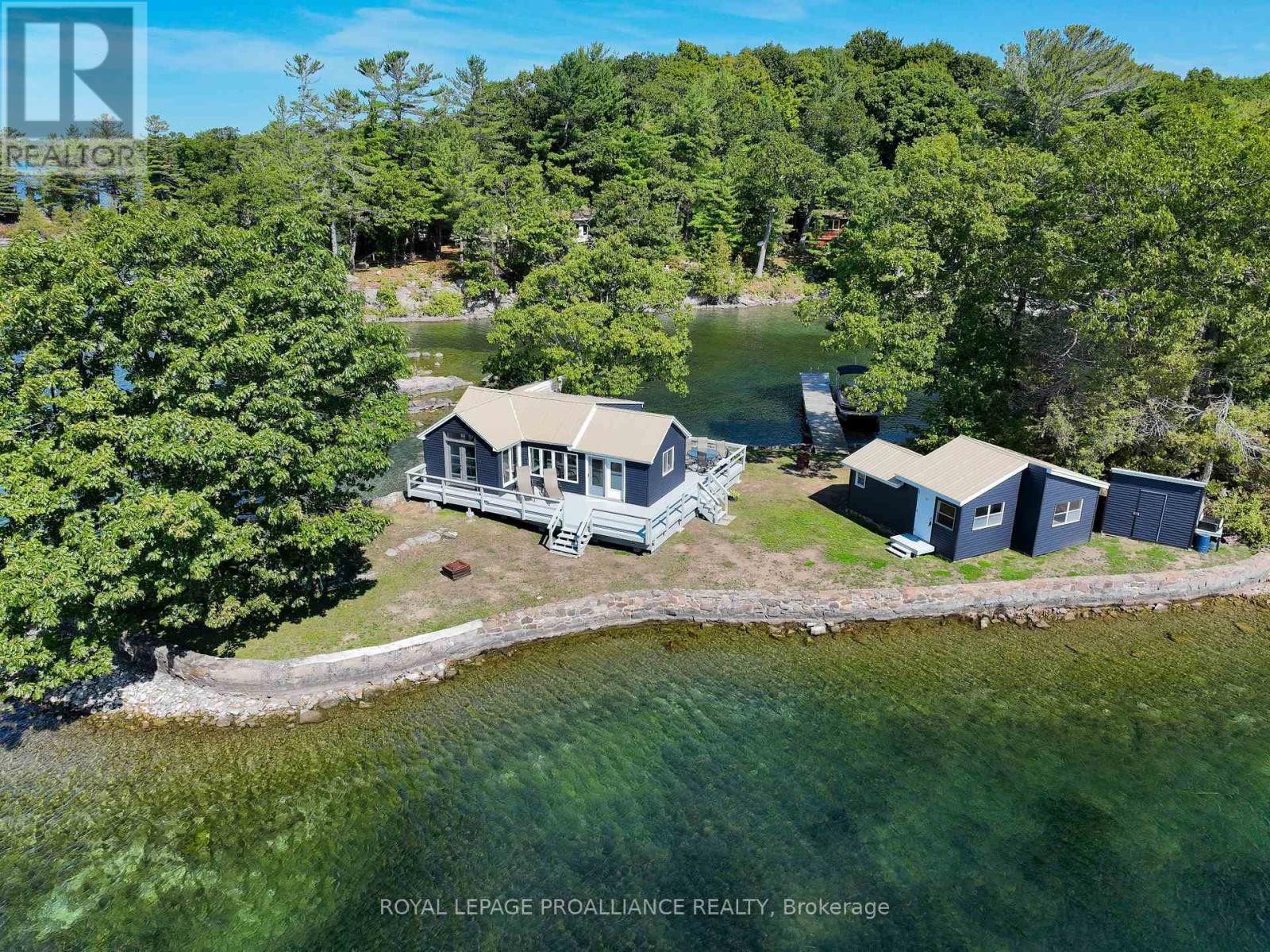 Photo 1 of 44 — 1 BLACK CAT ISLAND, Leeds and the Thousand Islands, ON K0E1L0