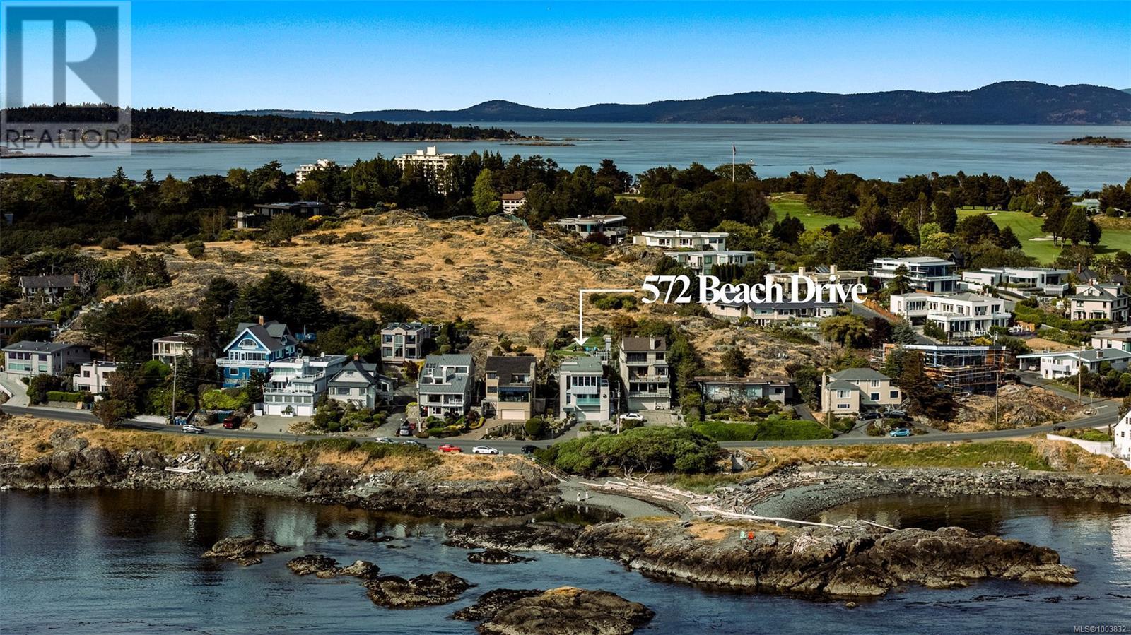 572 Beach Dr