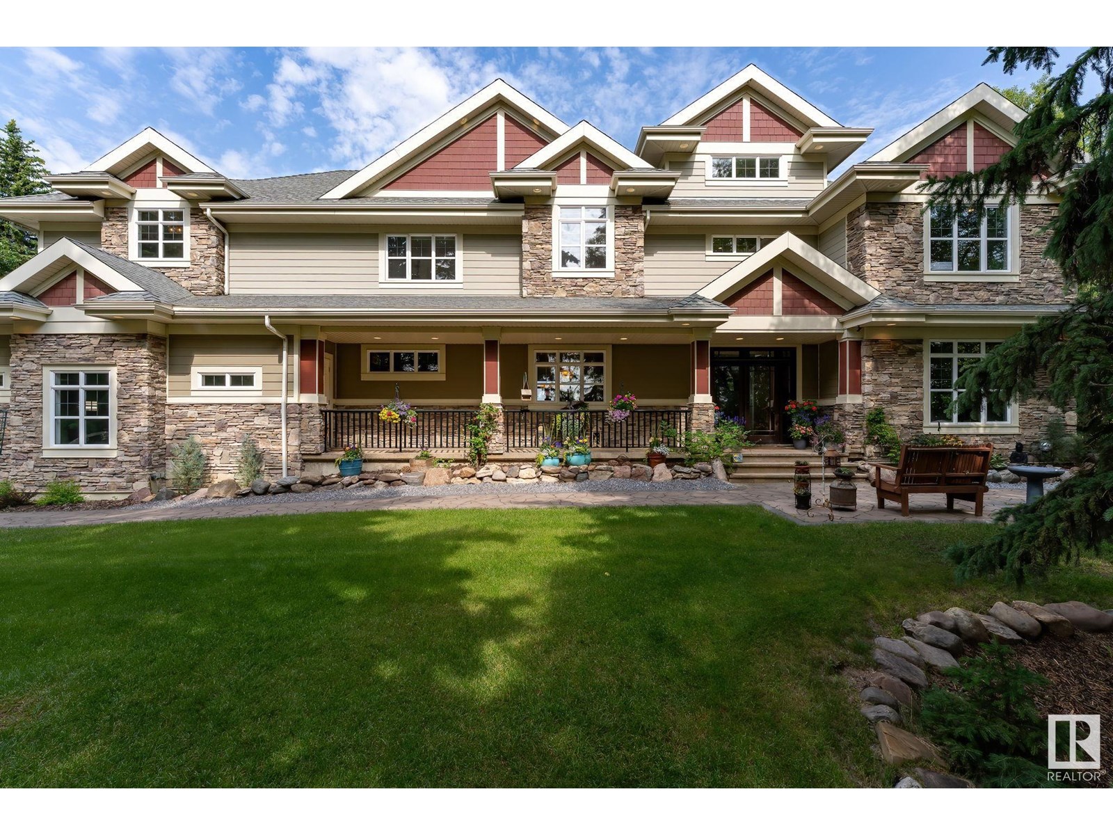 112 WINDERMERE DR NW