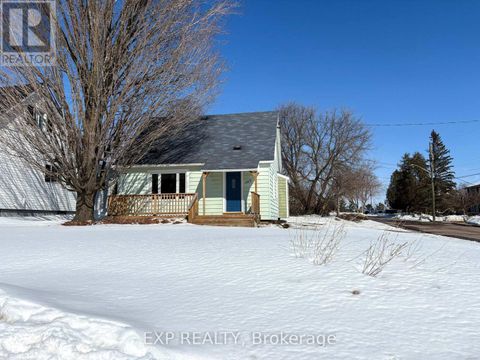 349 RAGLAN STREET N Renfrew ON K7V1P2