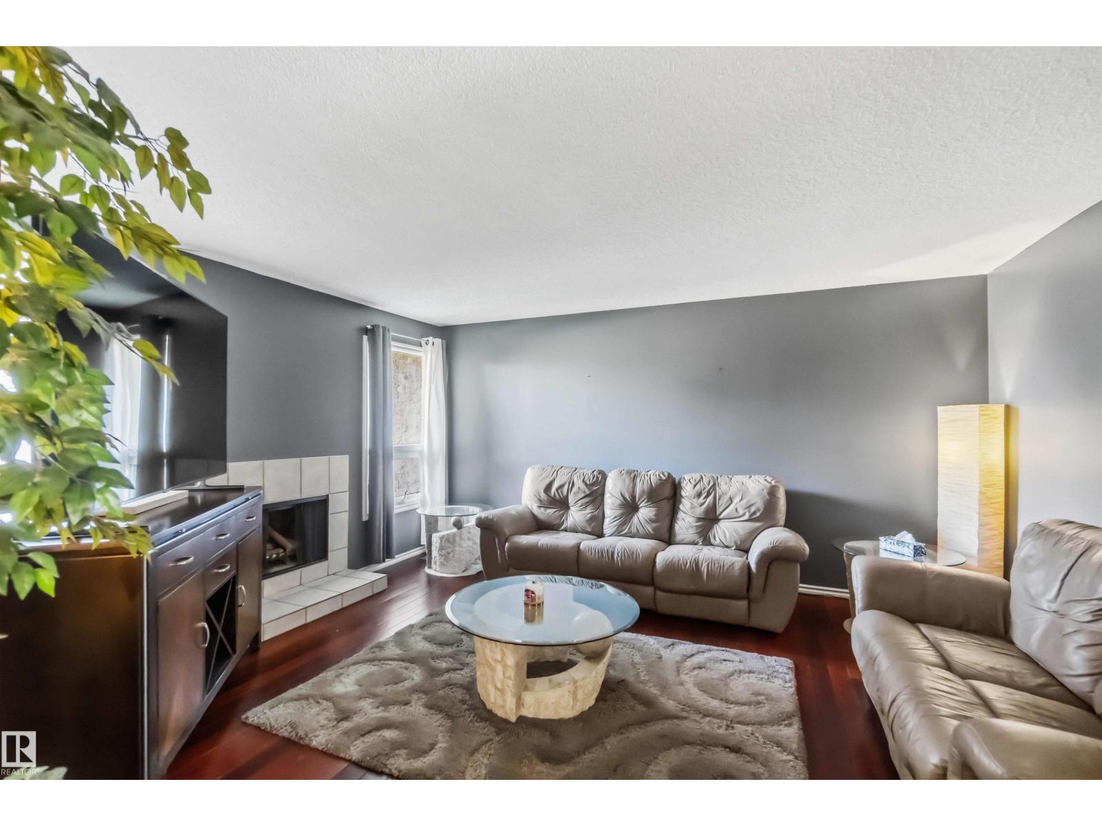 14121 23 ST NW