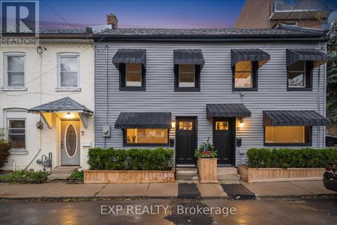 9 FORD STREET Hamilton (Corktown) ON L8N2P4