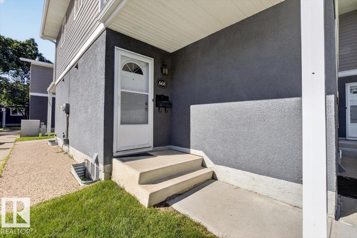668 LAKEWOOD N RD NW NW