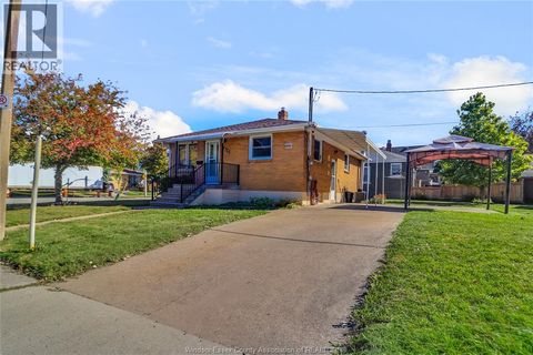 615 GILES West Unit# MAIN Windsor ON N9A6H9