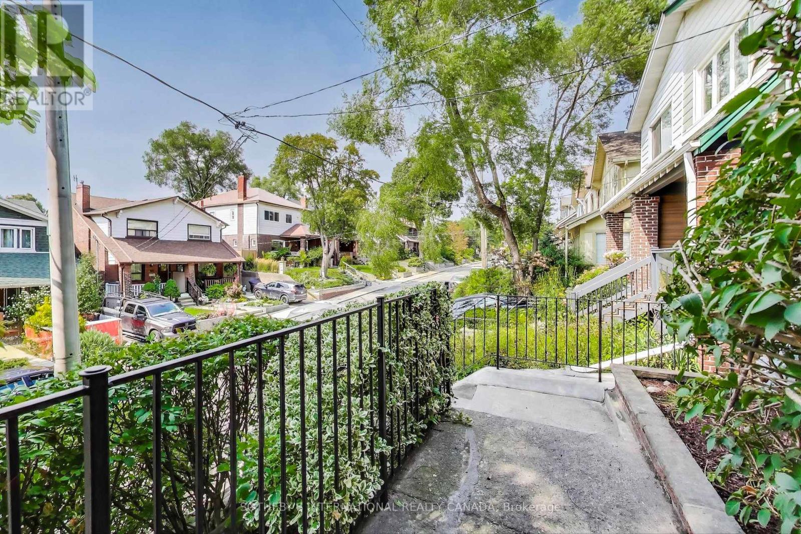 159 GLENMOUNT PARK ROAD