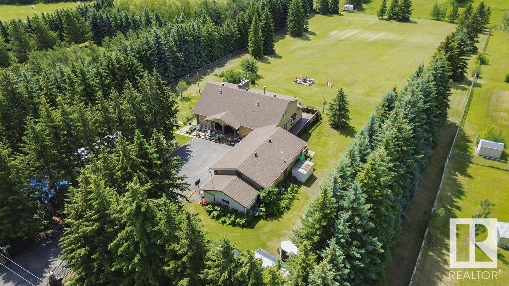 #229 53310 RGE ROAD 221
