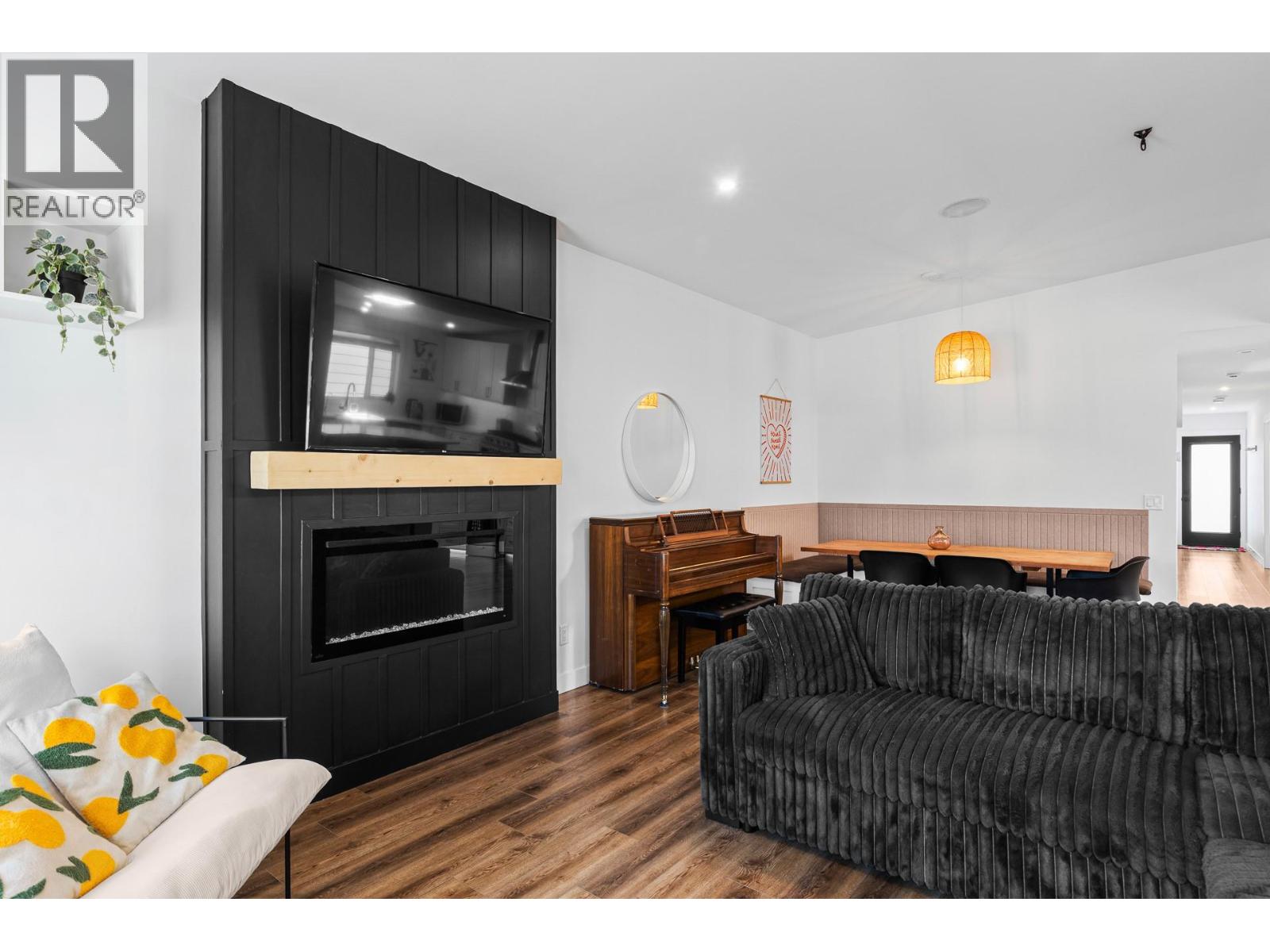 8900 Jim Bailey Road Unit# 20