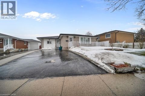 15 ANDERSON Drive Cambridge ON N1R6E6