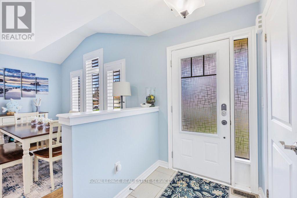 74 ROBERT STREET S