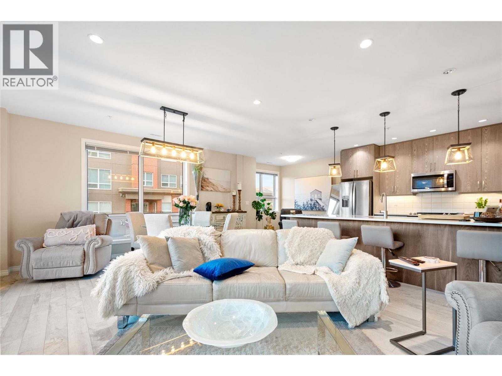 3388 SKAHA LAKE Road Unit# 1002