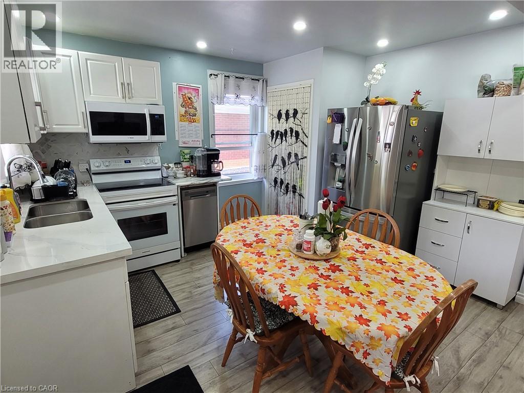 239 WEST 18TH Street