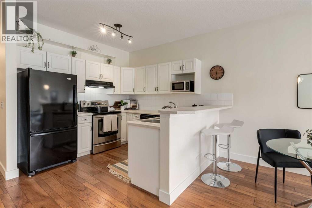 105, 2134 Kensington Road NW