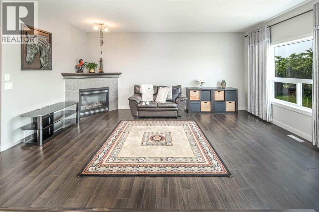 127 Everwoods Park SW
