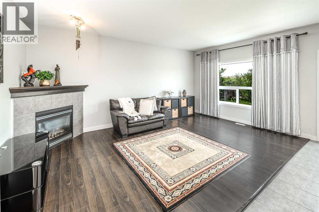 127 Everwoods Park SW