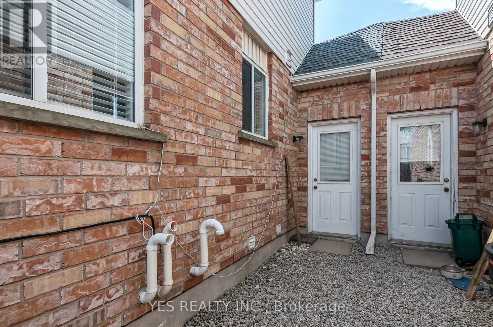 31 CHESTER DRIVE