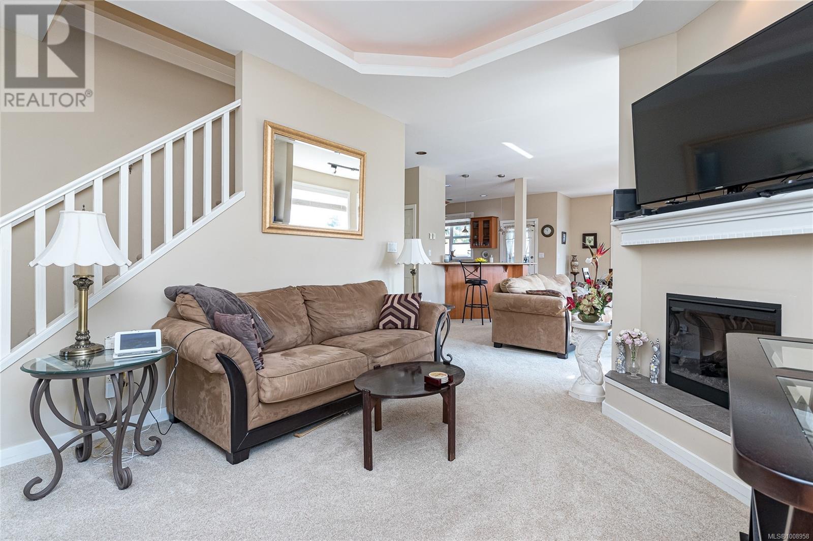 2900 Hipwood Lane